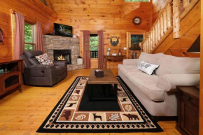 SECLUDED 1BR Hot Tub FREE Attraction Tickets